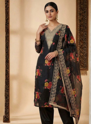 Noor-E-Siyah Pure Organza Suit Set